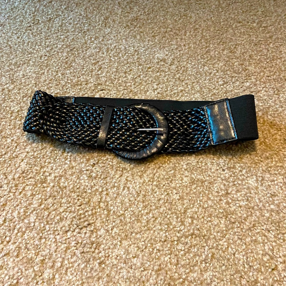 Black waist belt